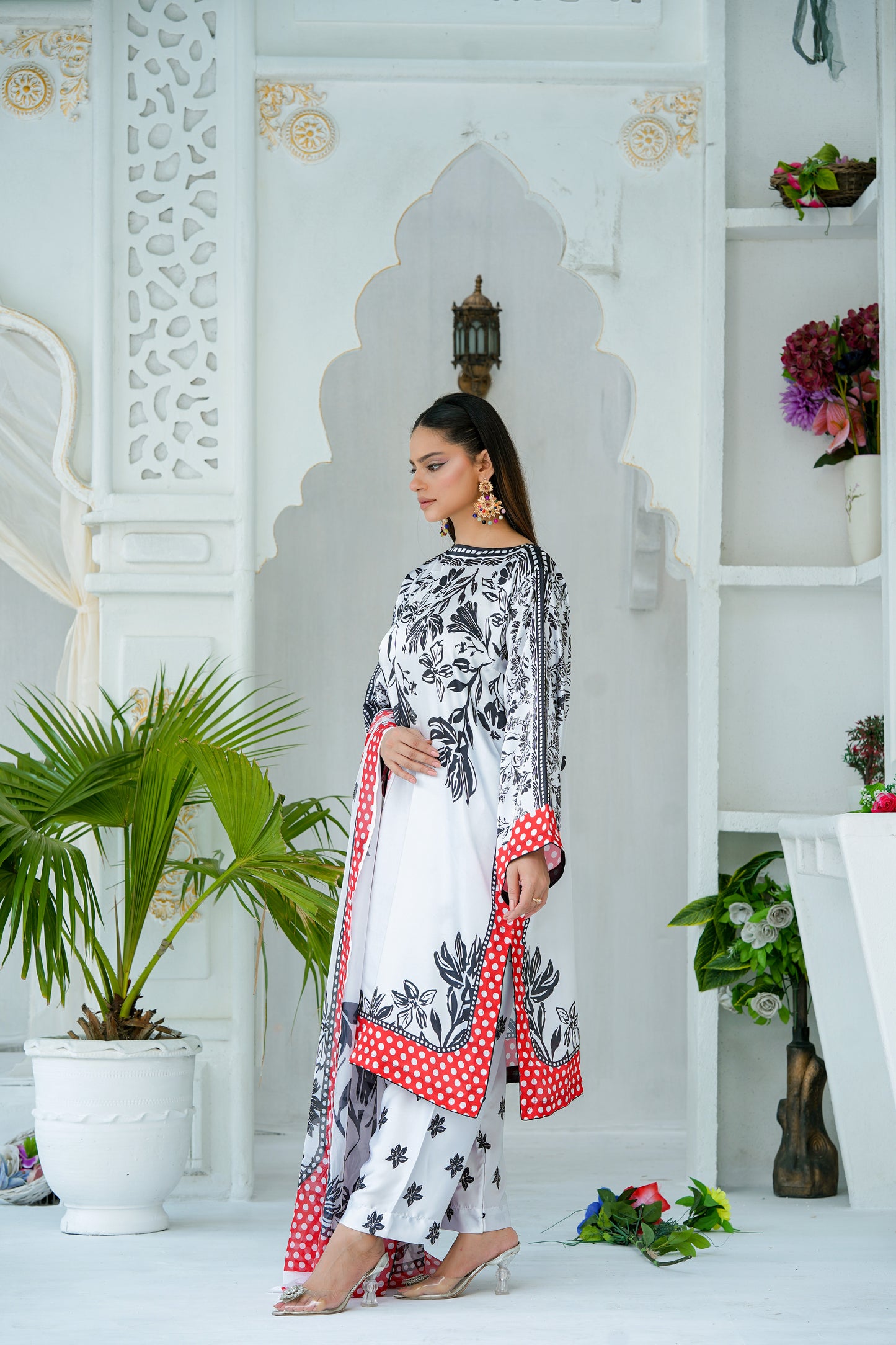 Laal-o-Siyah—3PC Charmeuse silk