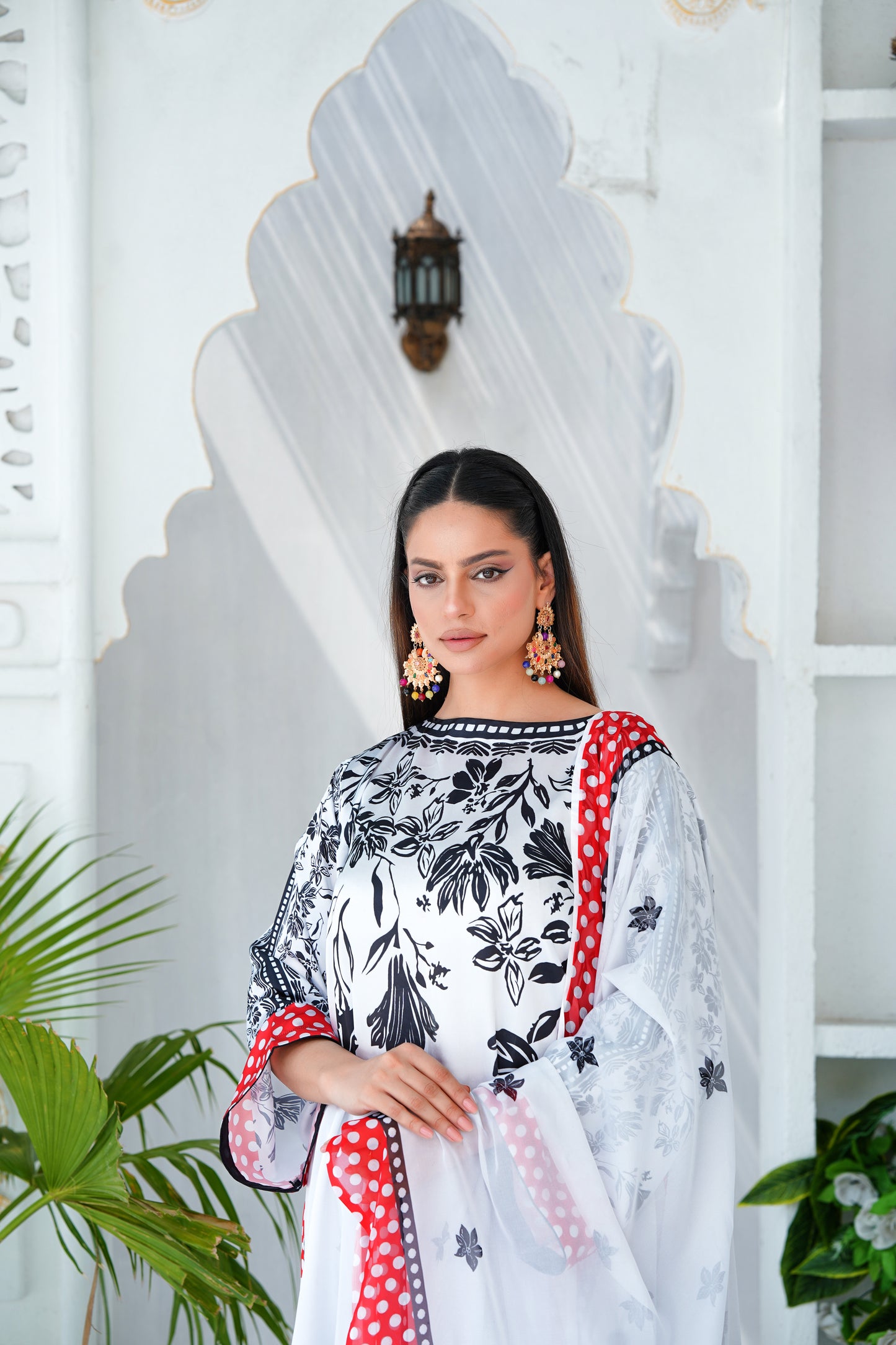 Laal-o-Siyah—3PC Charmeuse silk